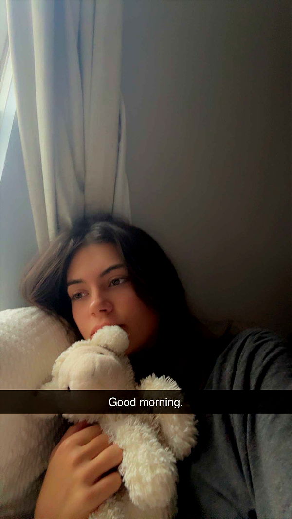 mia_sweitz image ~ Altpins