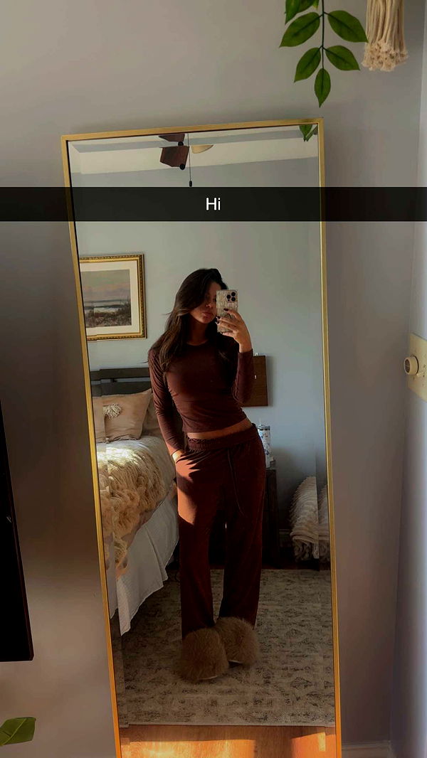 mia_sweitz image ~ Altpins