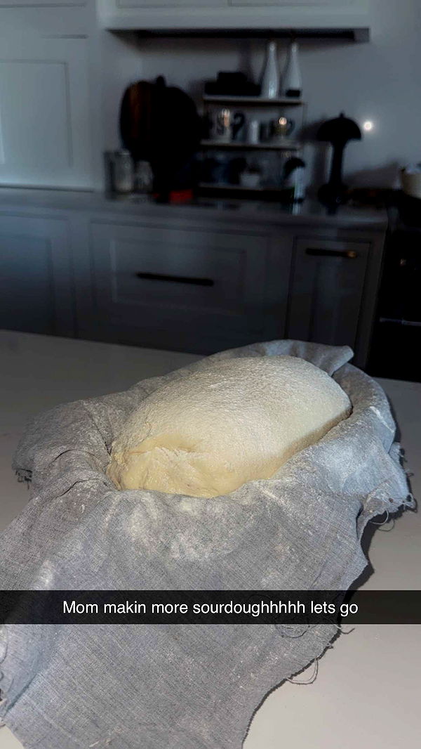 mia_sweitz image ~ Altpins