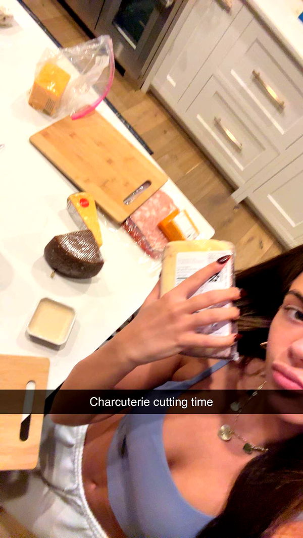 mia_sweitz image ~ Altpins