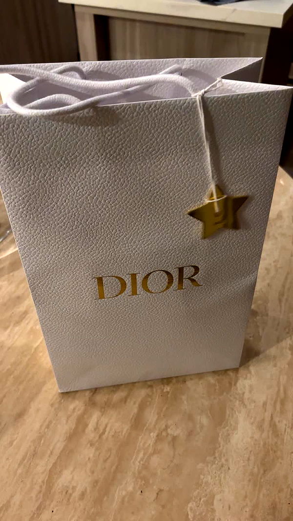 miahuffmann image ~ Altpins