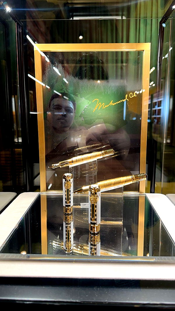 miahuffmann image ~ Altpins