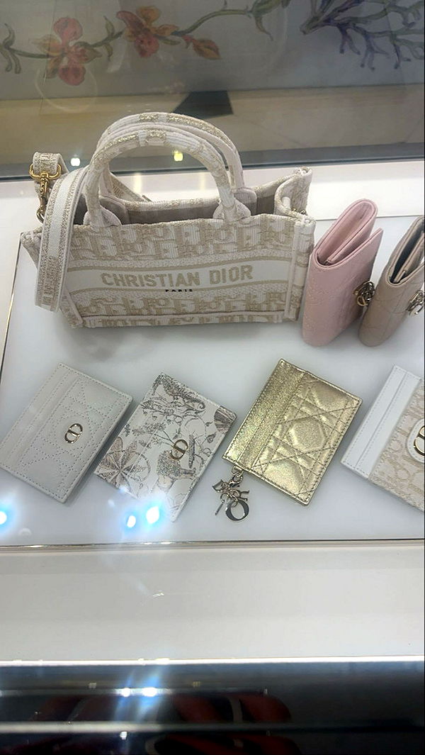 miahuffmann image ~ Altpins