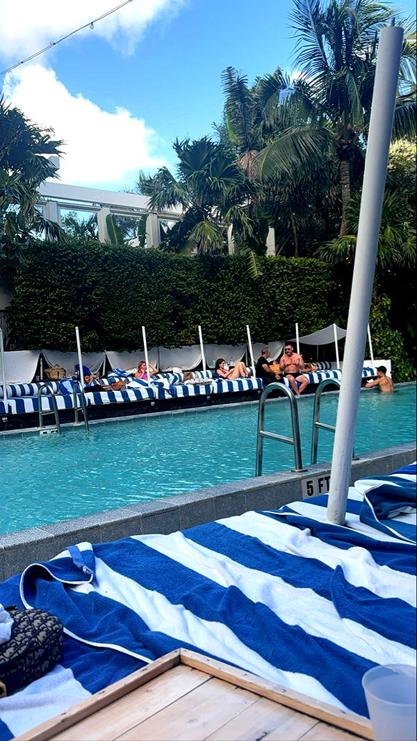 miahuffmann image ~ Altpins