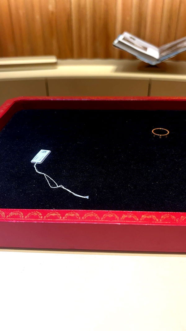 miahuffmann image ~ Altpins