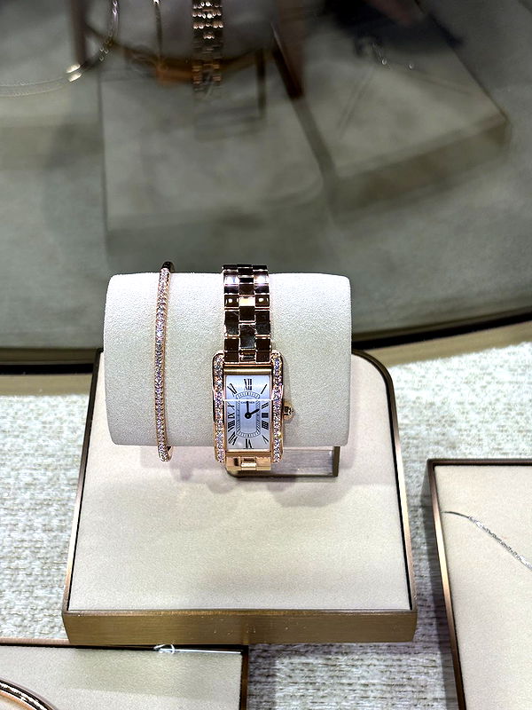 miahuffmann image ~ Altpins