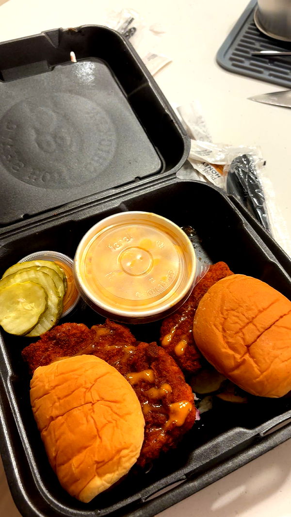 miahuffmann image ~ Altpins