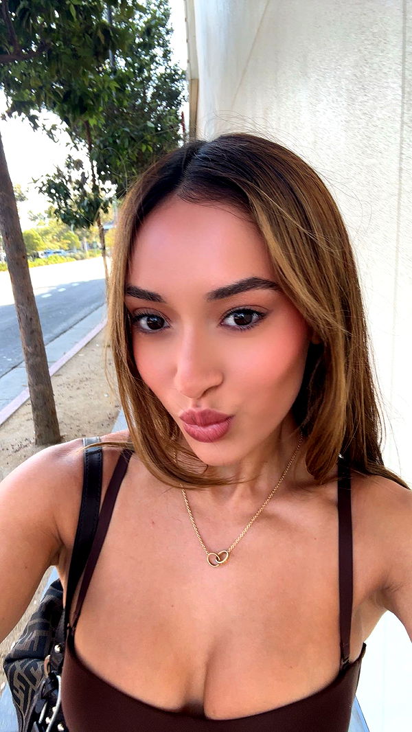 miahuffmann image ~ Altpins