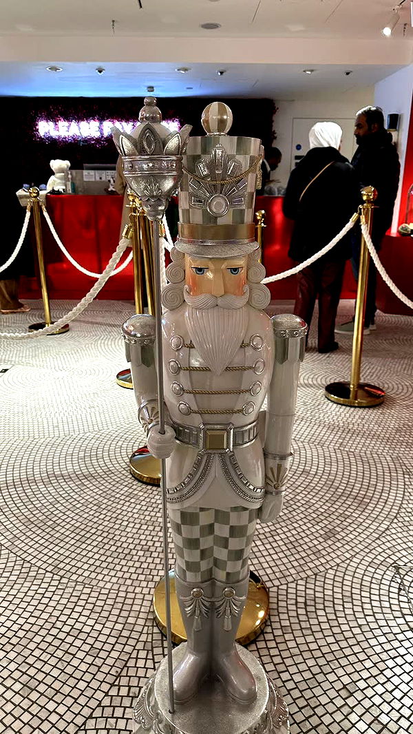 mira.0004 image ~ Altpins