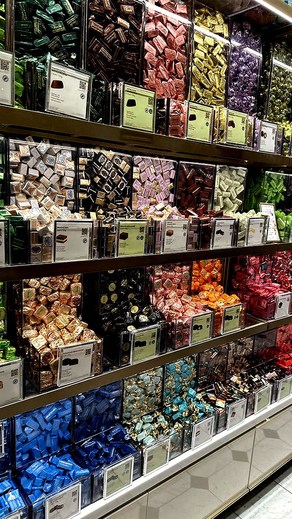 mira.0004 image ~ Altpins