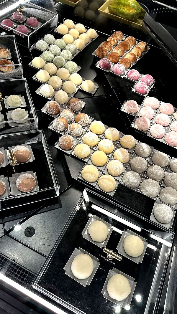 mira.0004 image ~ Altpins