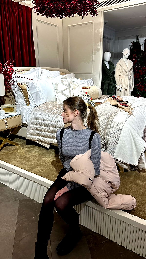 mira.0004 image ~ Altpins