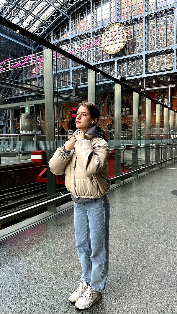 mira.0004 image ~ Altpins