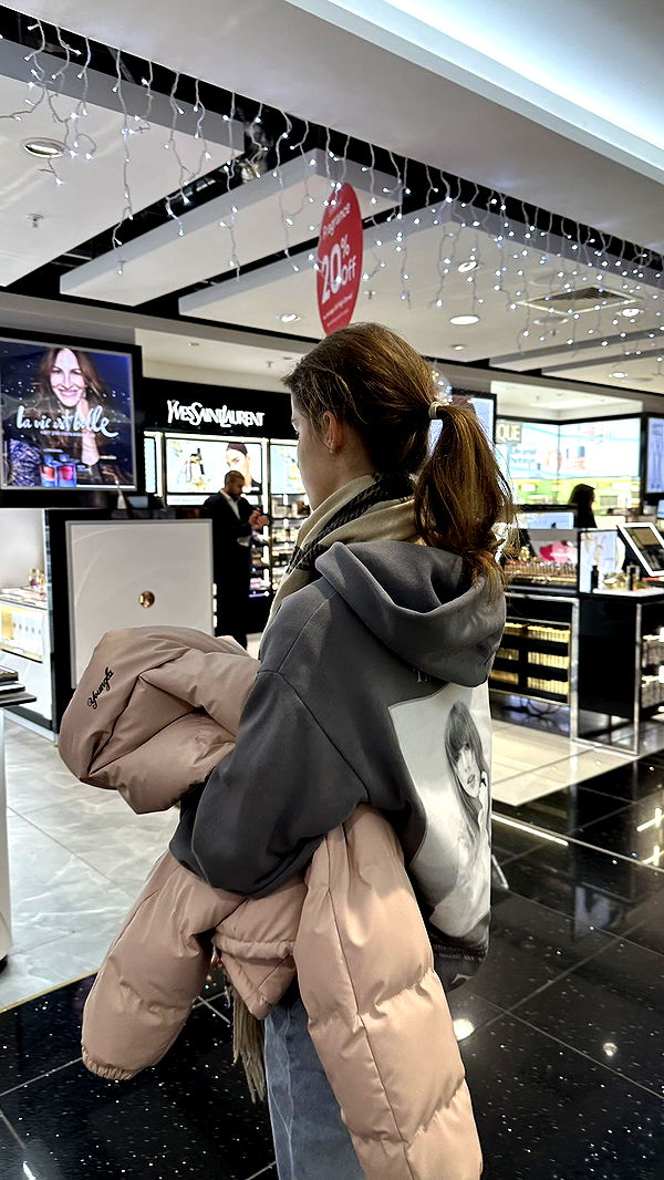 mira.0004 image ~ Altpins