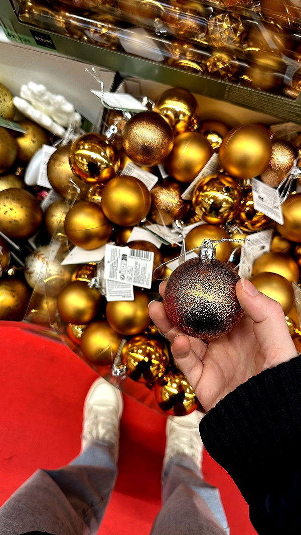 mira.0004 image ~ Altpins