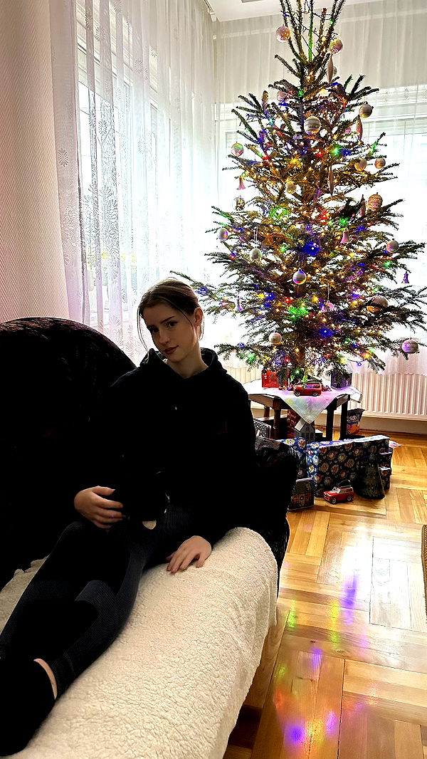 mira.0004 image ~ Altpins