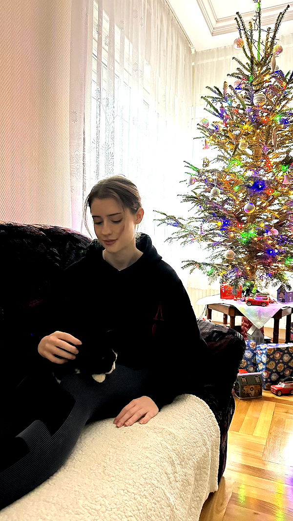 mira.0004 image ~ Altpins