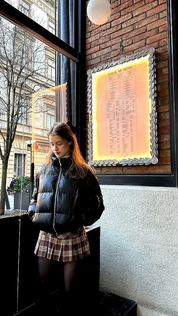 mira.0004 image ~ Altpins