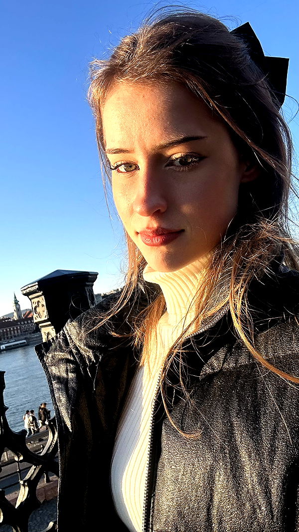 mira.0004 image ~ Altpins