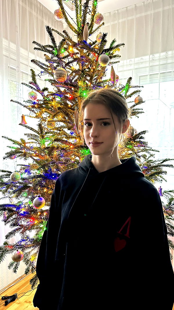 mira.0004 image ~ Altpins