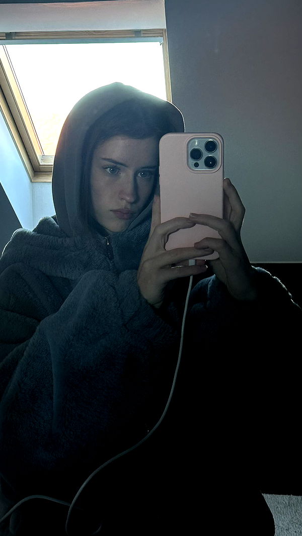 mira.0004 image ~ Altpins