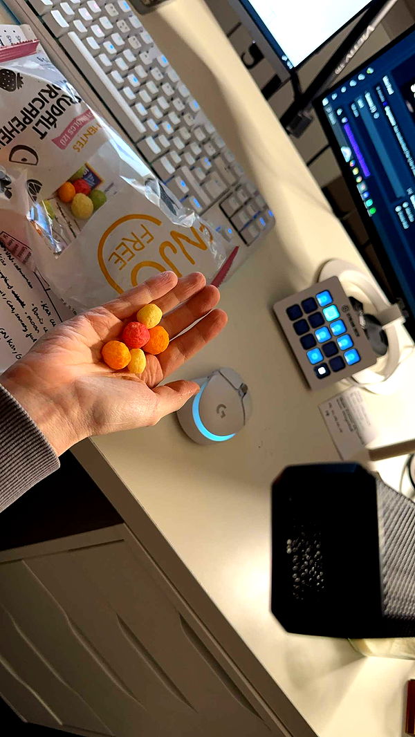 mira.0004 image ~ Altpins