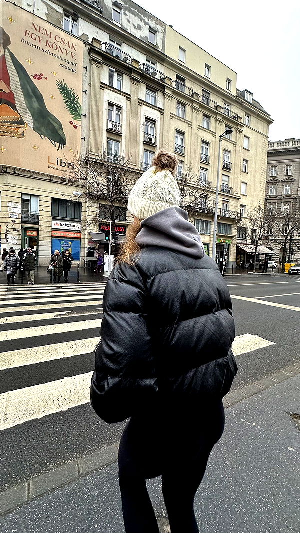 mira.0004 image ~ Altpins