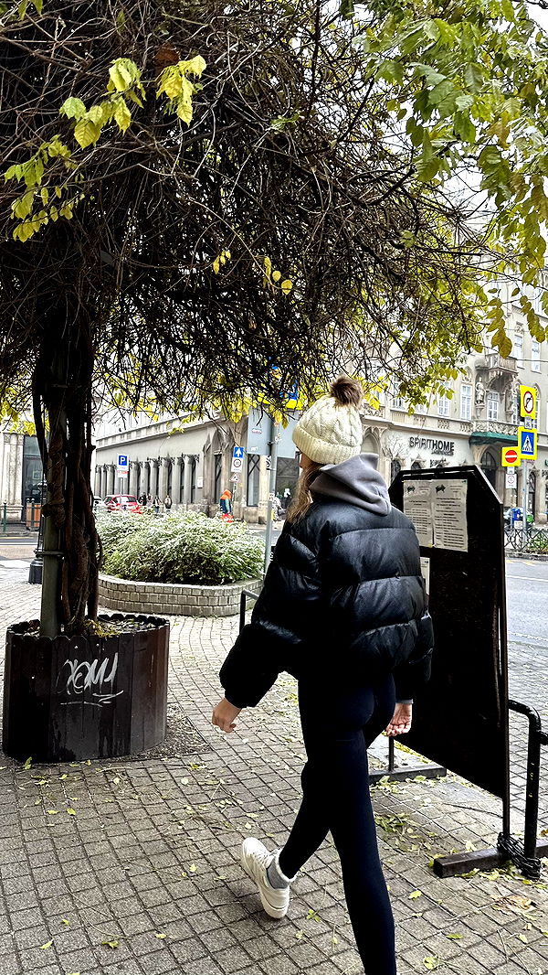 mira.0004 image ~ Altpins