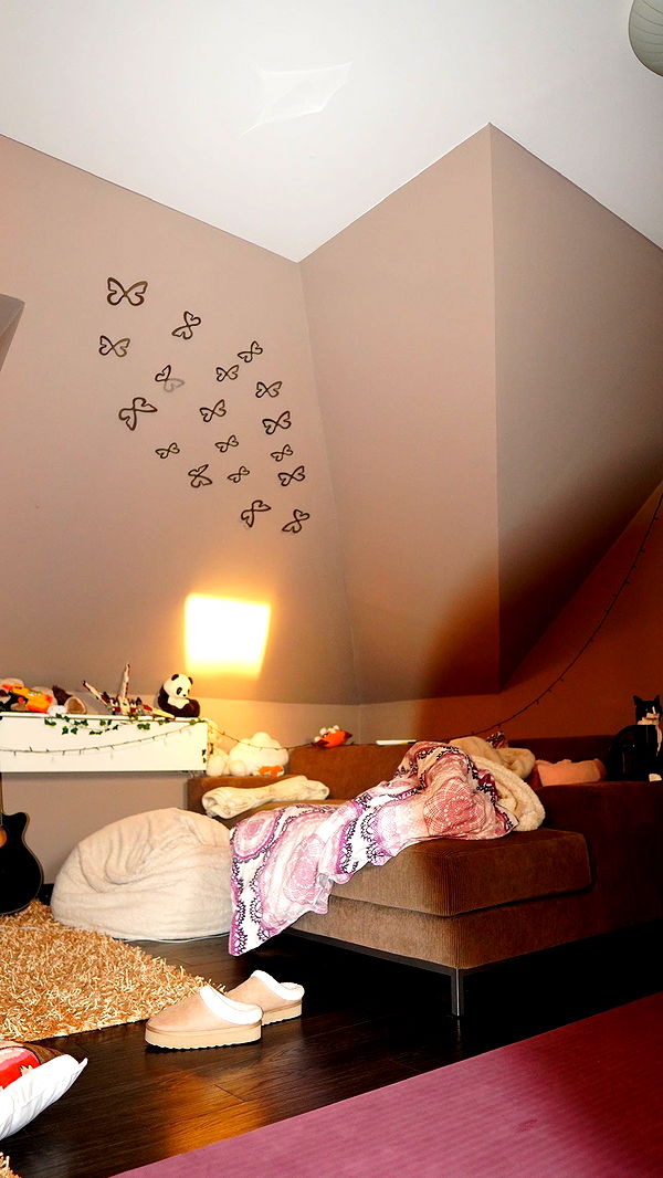 mira.0004 image ~ Altpins