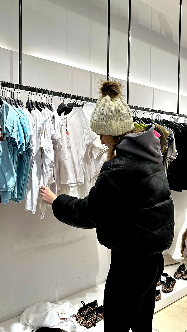 mira.0004 image ~ Altpins