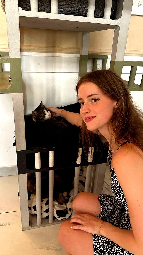 mira.0004 image ~ Altpins