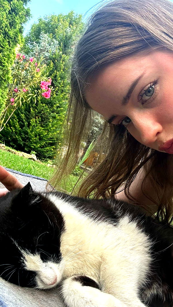 mira.0004 image ~ Altpins