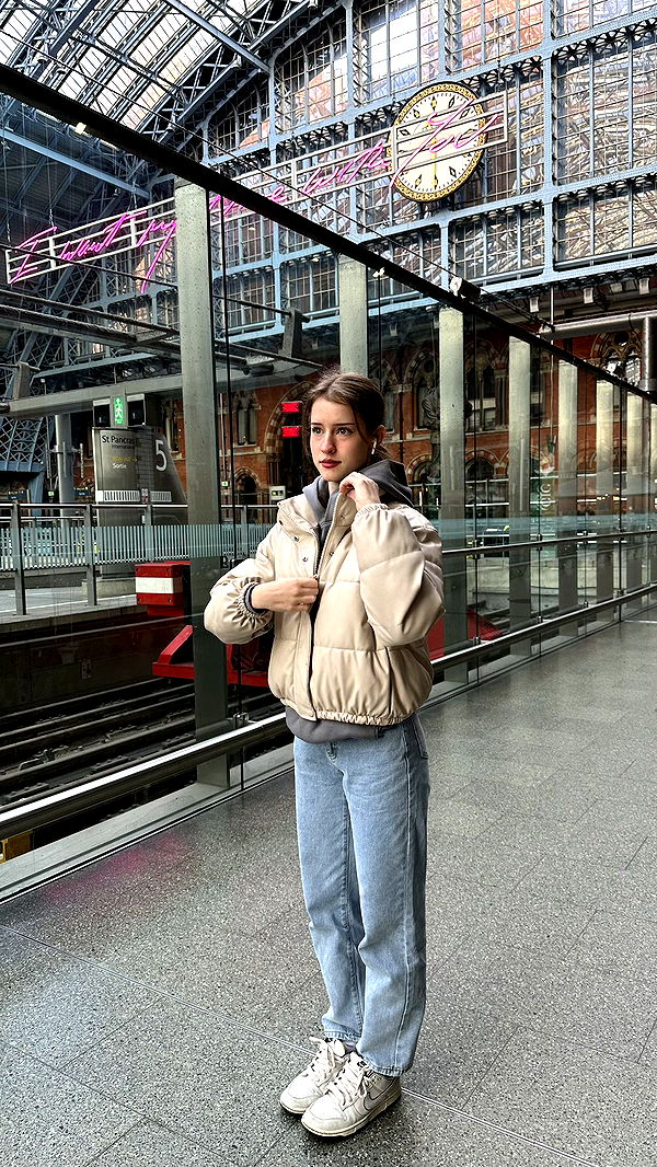 mira.0004 image ~ Altpins