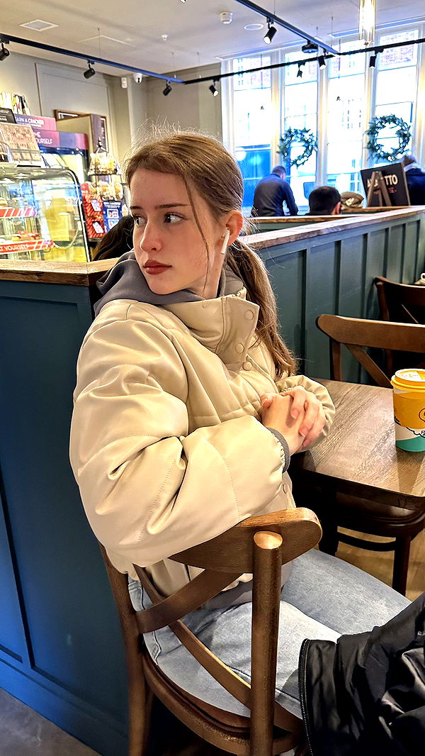 mira.0004 image ~ Altpins