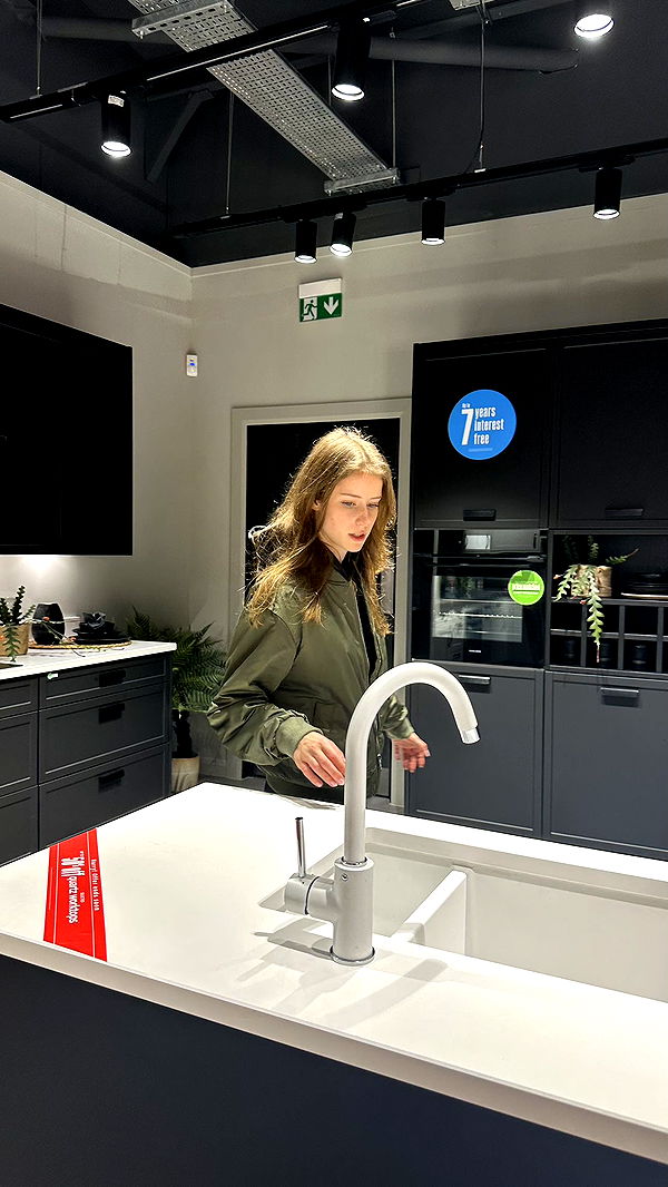 mira.0004 image ~ Altpins