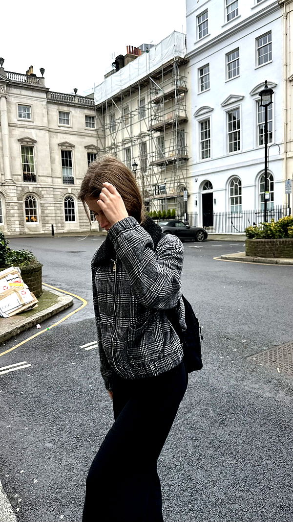 mira.0004 image ~ Altpins