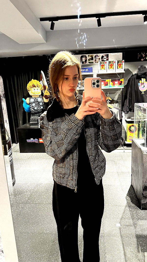 mira.0004 image ~ Altpins