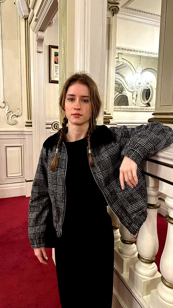 mira.0004 image ~ Altpins