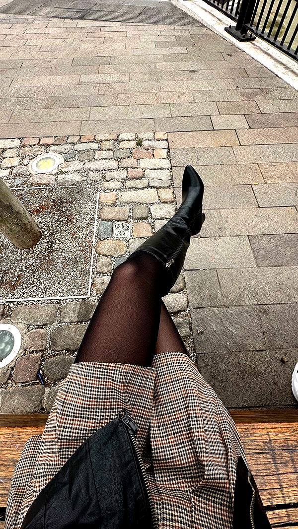 mira.0004 image ~ Altpins