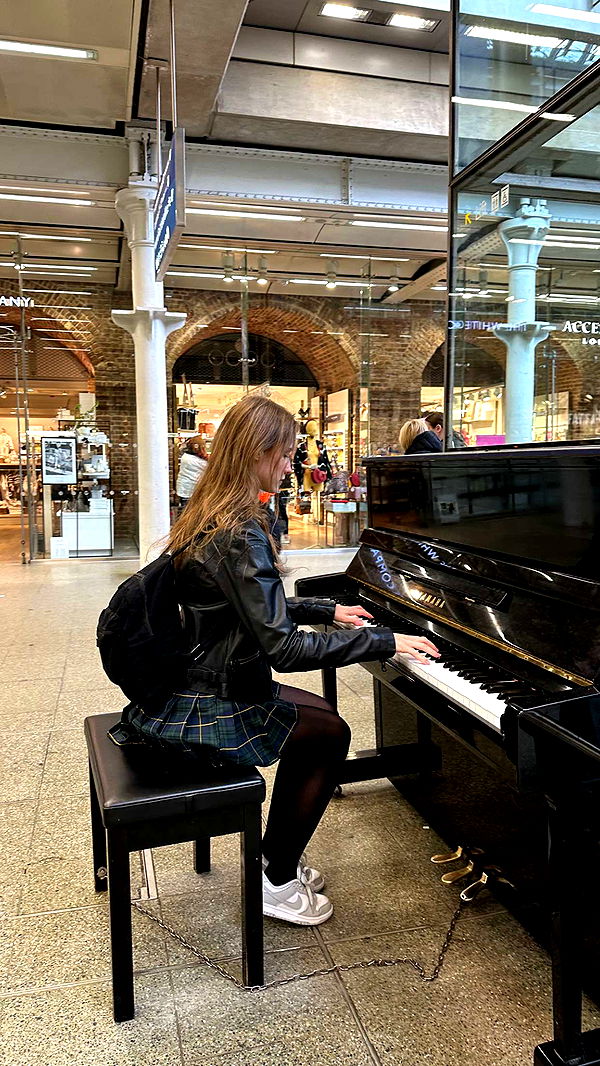 mira.0004 image ~ Altpins