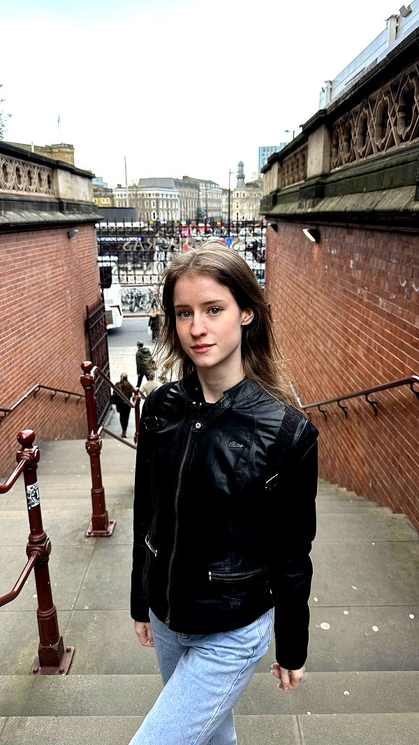 mira.0004 image ~ Altpins