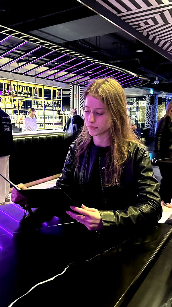 mira.0004 image ~ Altpins