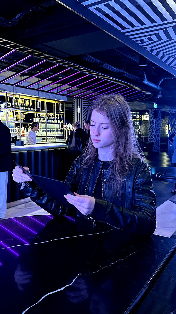 mira.0004 image ~ Altpins