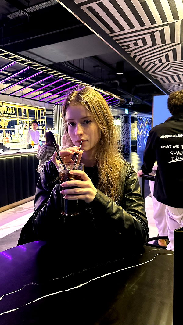 mira.0004 image ~ Altpins