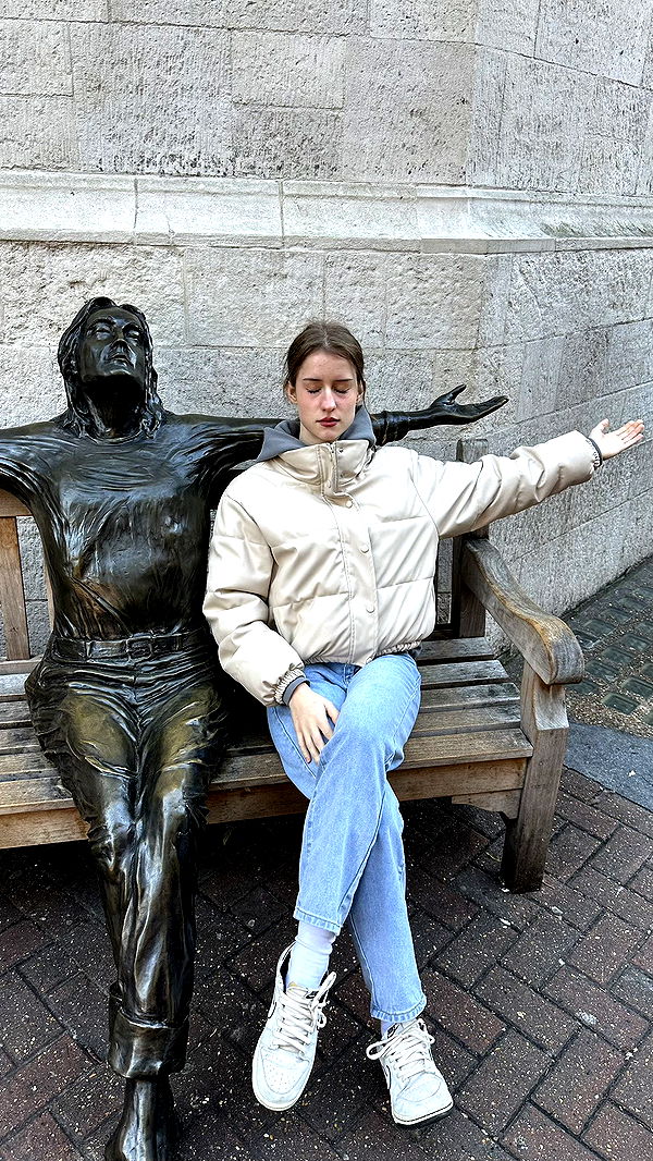 mira.0004 image ~ Altpins