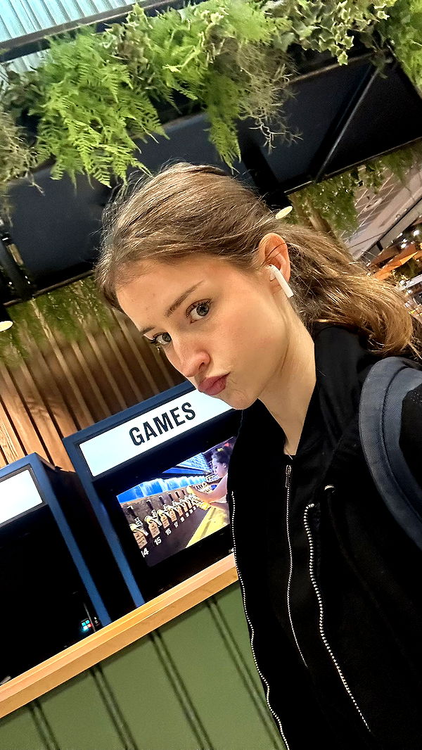 mira.0004 image ~ Altpins