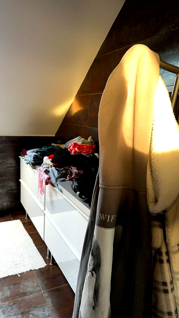 mira.0004 image ~ Altpins