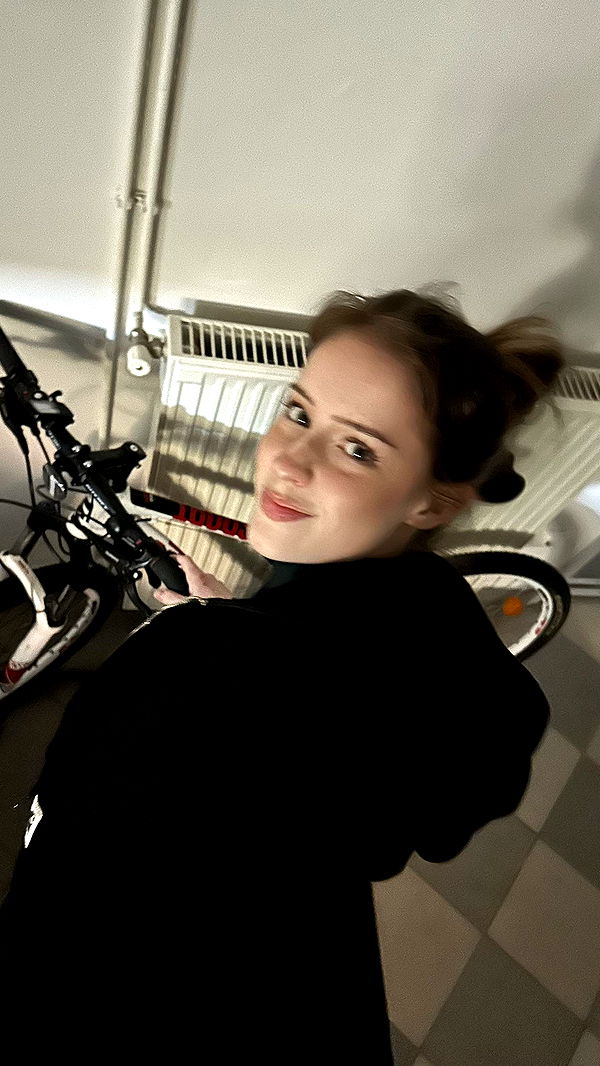 mira.0004 image ~ Altpins