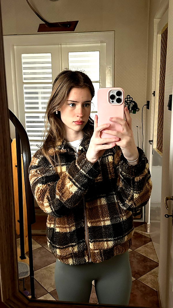 mira.0004 image ~ Altpins