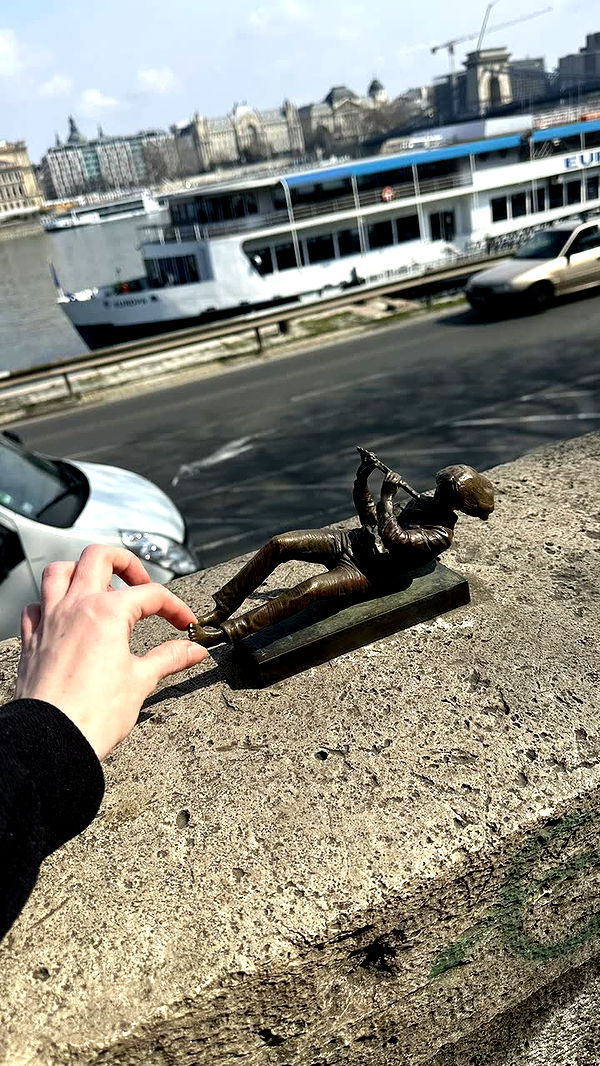 mira.0004 image ~ Altpins